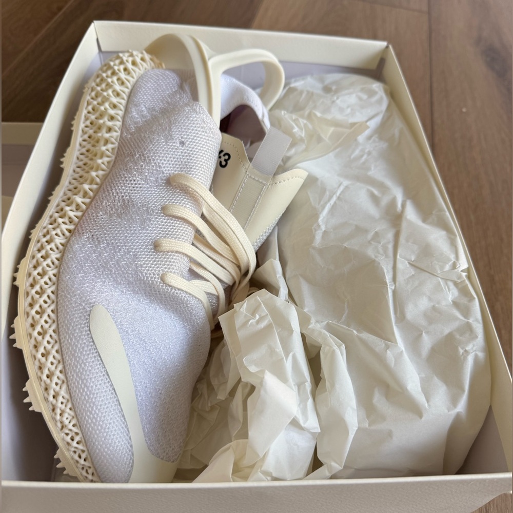 ADIDAS Y-3 YOHJI YAMAMOTO 
NWT RUNNER 4D EXO SHOES 10.5M